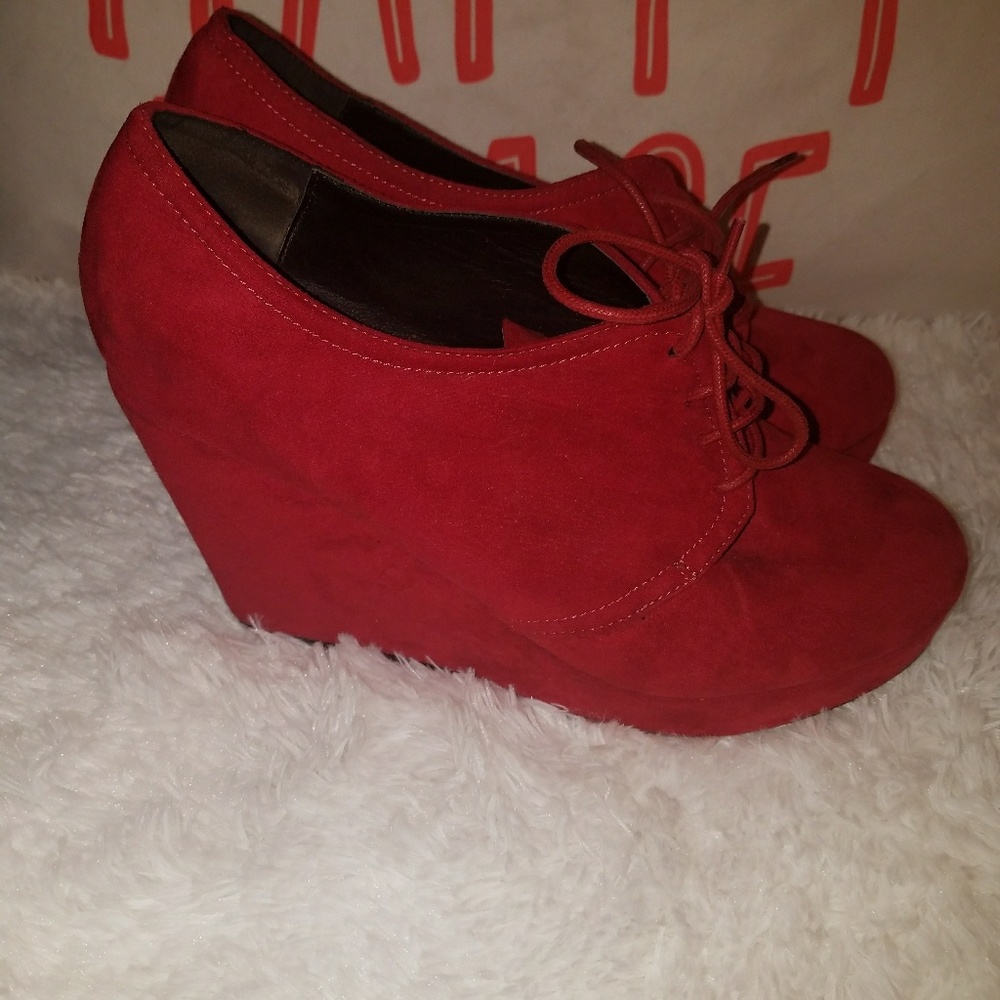 Red Pump Wedges Size 12